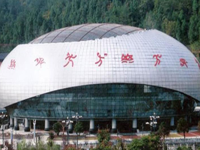 仁怀体育中心球形网架加工安装